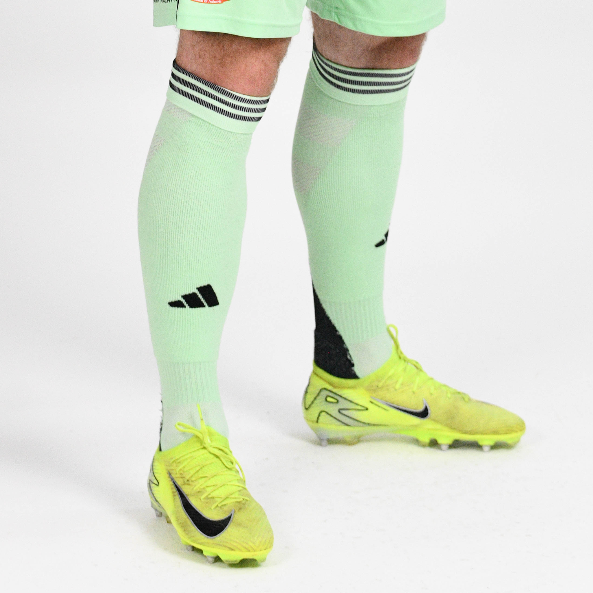 Swindon Town 25/26 Away Goalkeeper Socks - Adults