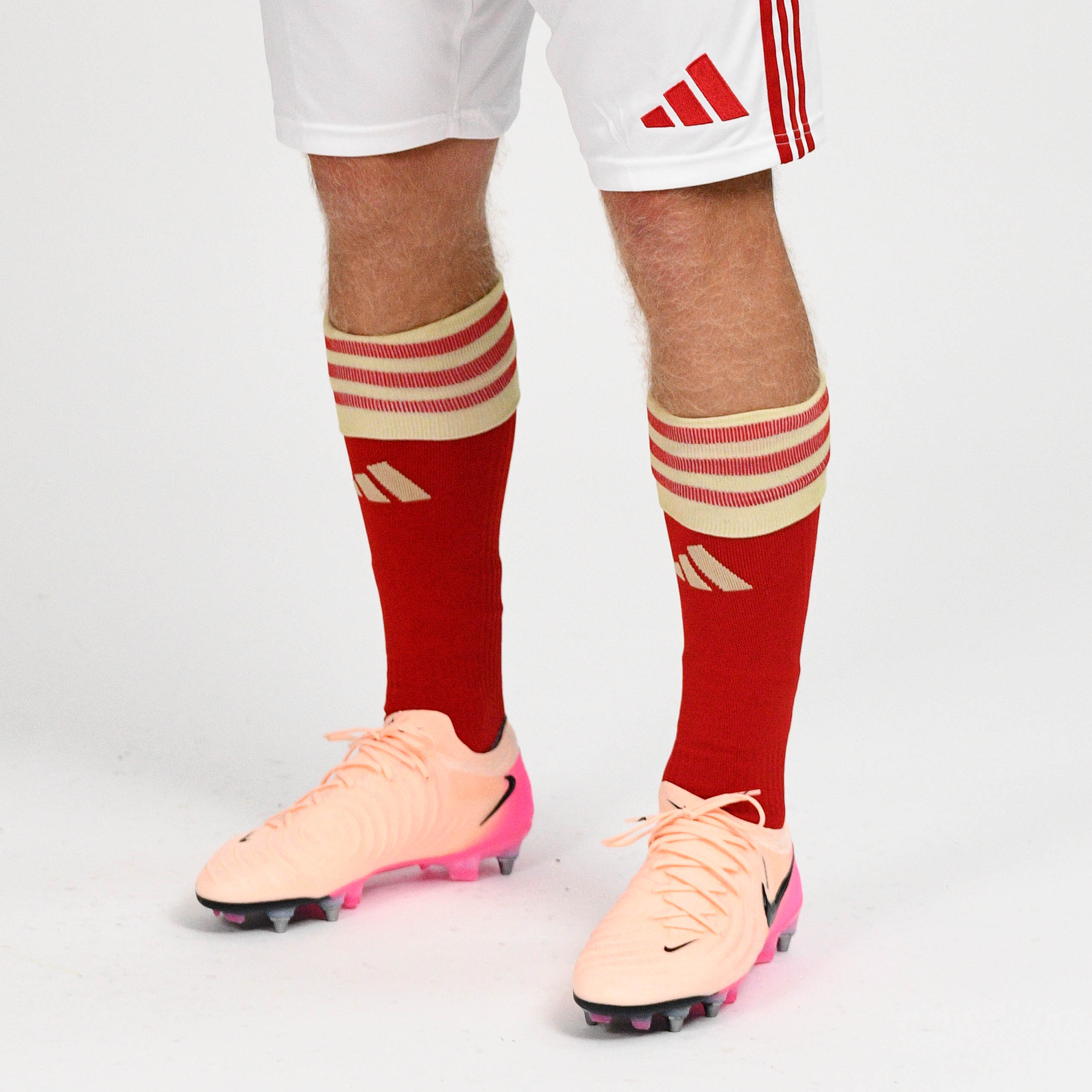 Swindon Town 25/26 Home Socks - Junior
