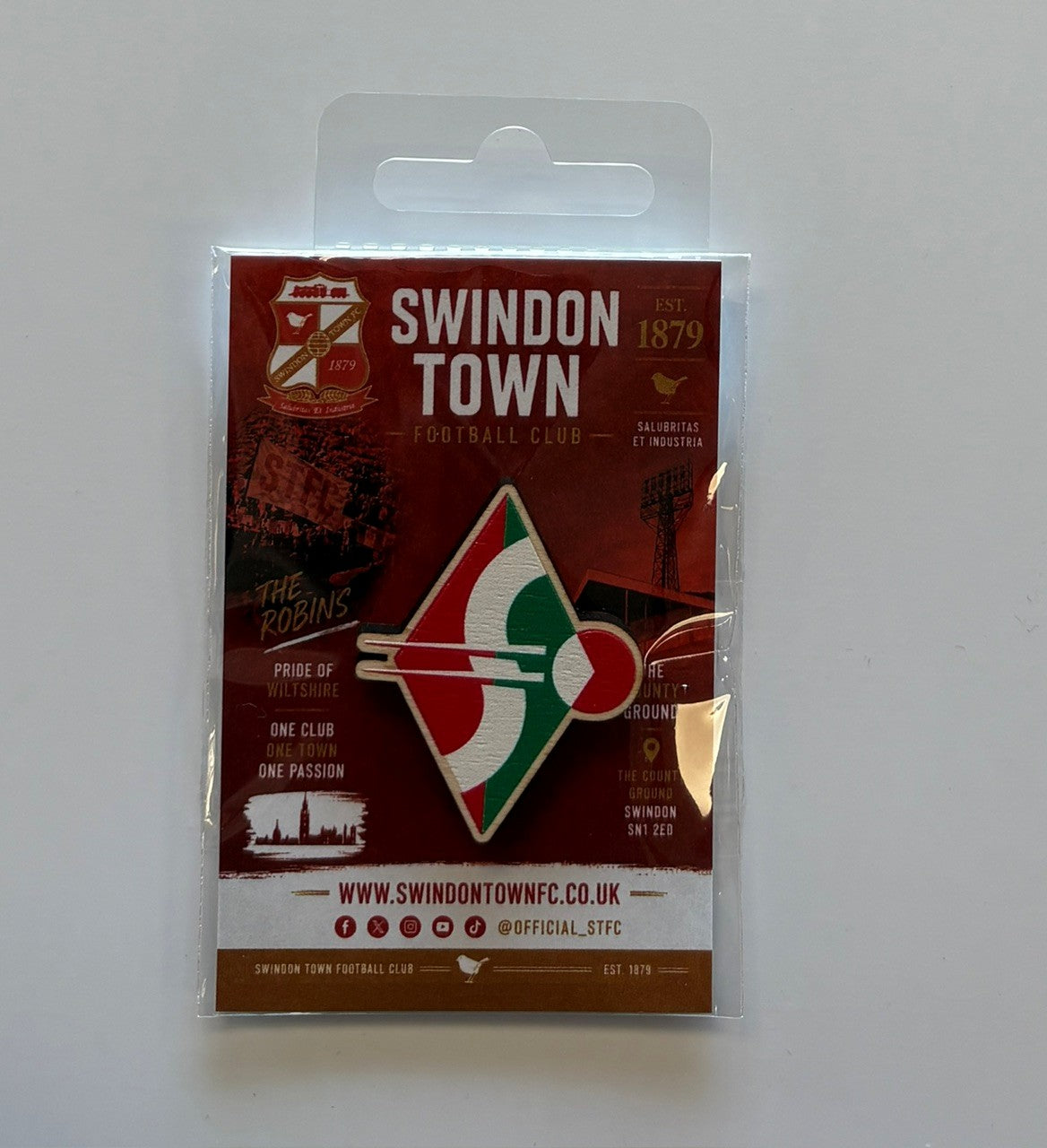 Retro Crest Magnet